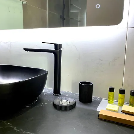 Urban Habitat Executive 4* Никосия