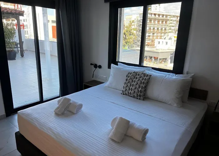 Guest house Urban Habitat Suites & Condos Nicosia