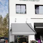 Aparthotel Urban Habitat & 4*