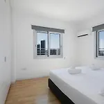 Aparthotel Urban Habitat &