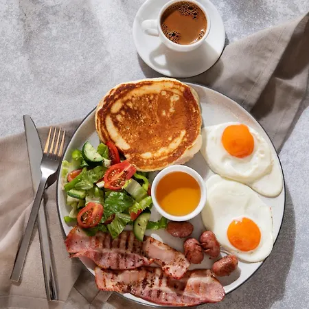 Urban Habitat & 4*