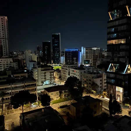 Urban Habitat & Aparthotel 4*