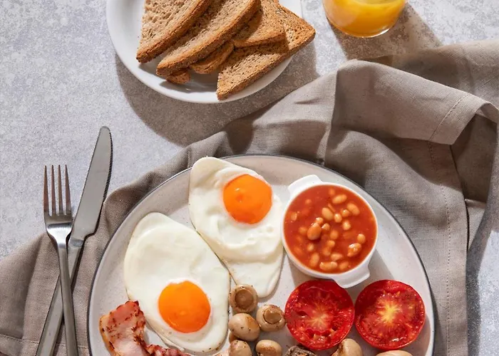 Urban Habitat Suites & Condos 4*