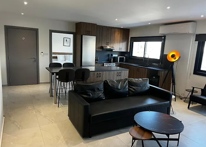 Urban Habitat Suites & Condos 4* Λευκωσία