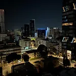 Urban Habitat & Apartmanhotel 4*