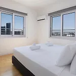 Urban Habitat & Apartmanhotel Nicosia