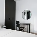 Urban Habitat & Apartmanhotel 4*